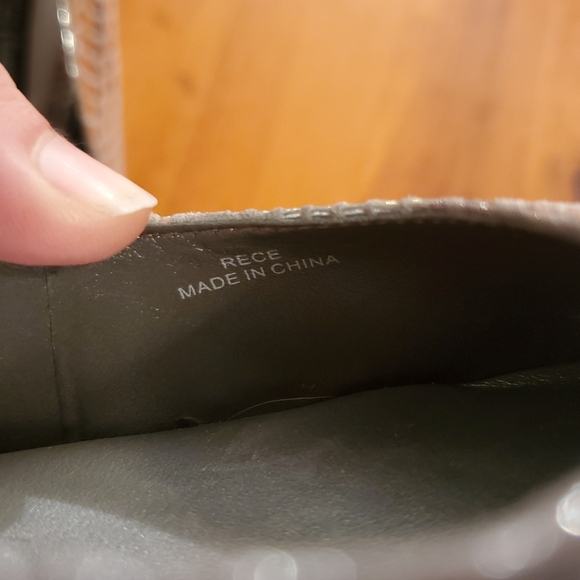 White House Black Market Silver Snakeskin Heels - Picture 6 of 8